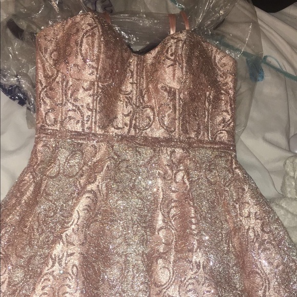 Homecoming/formal dress - Picture 2 of 6